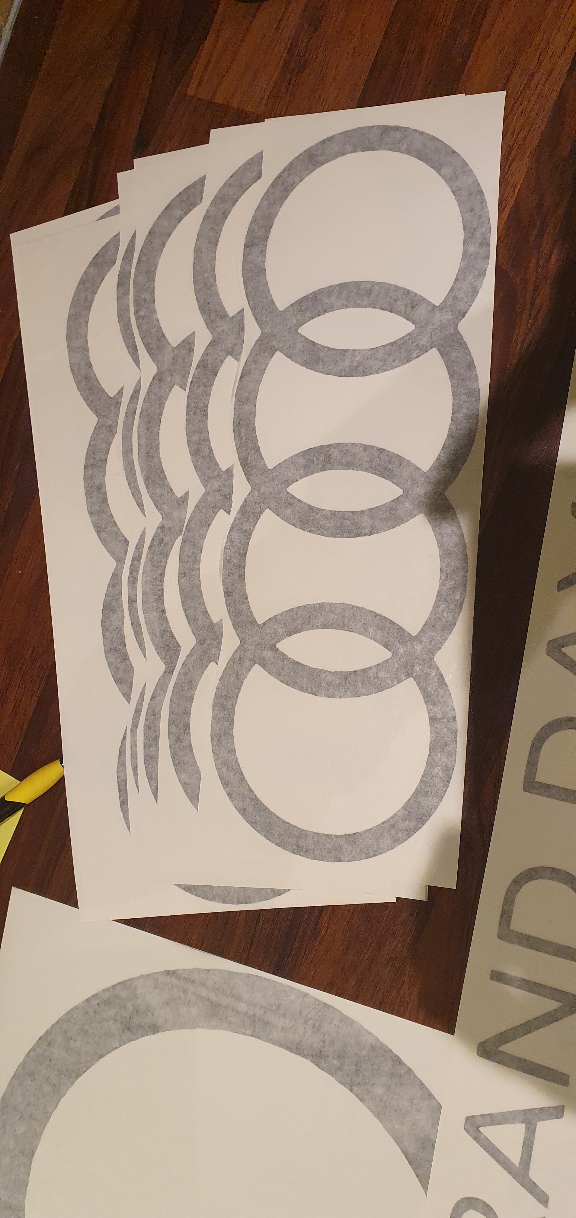 Custom en/of logo stickers
