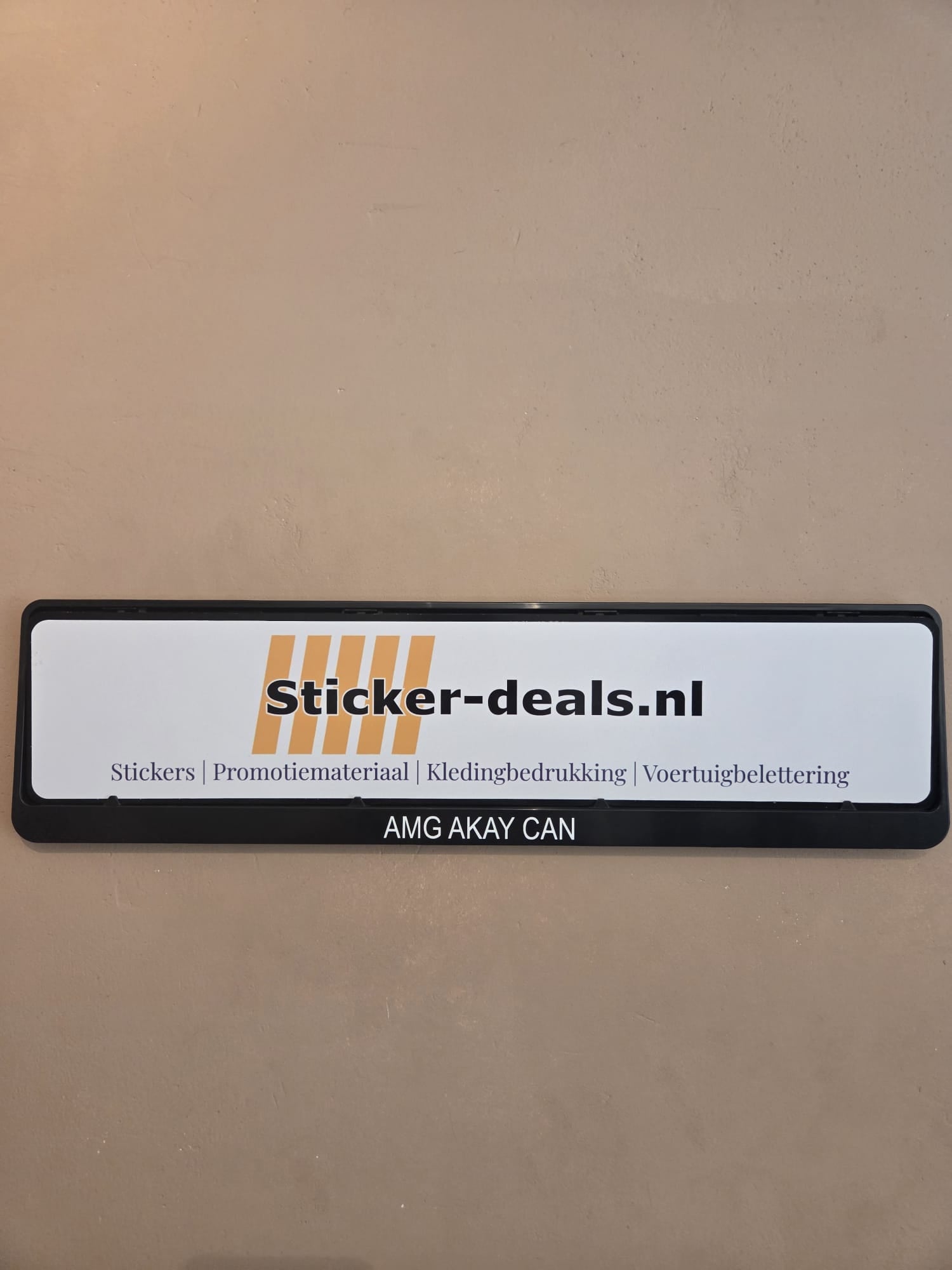 Kentekenplaat tekst mét NL kentekenplaathouder