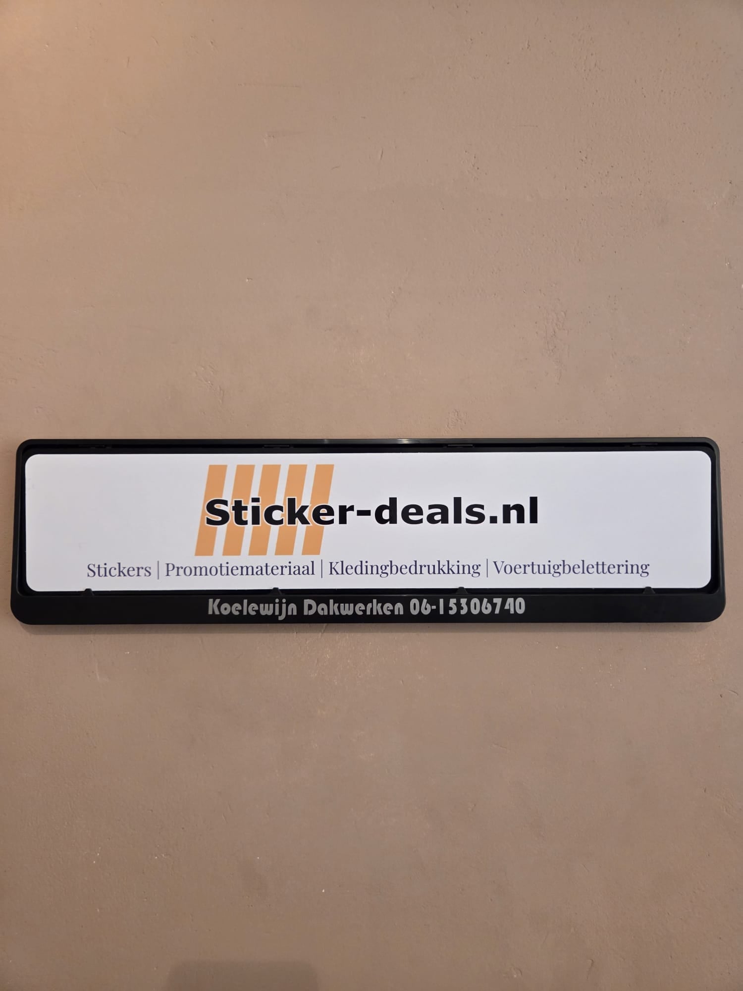 Kentekenplaat tekst mét NL kentekenplaathouder